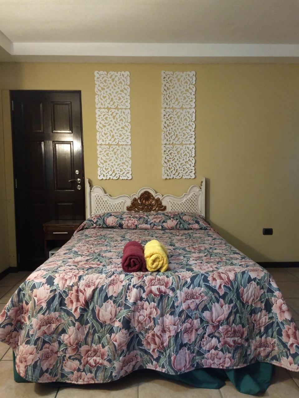 Bed and Breakfast Give House Gwatemala Zewnętrze zdjęcie